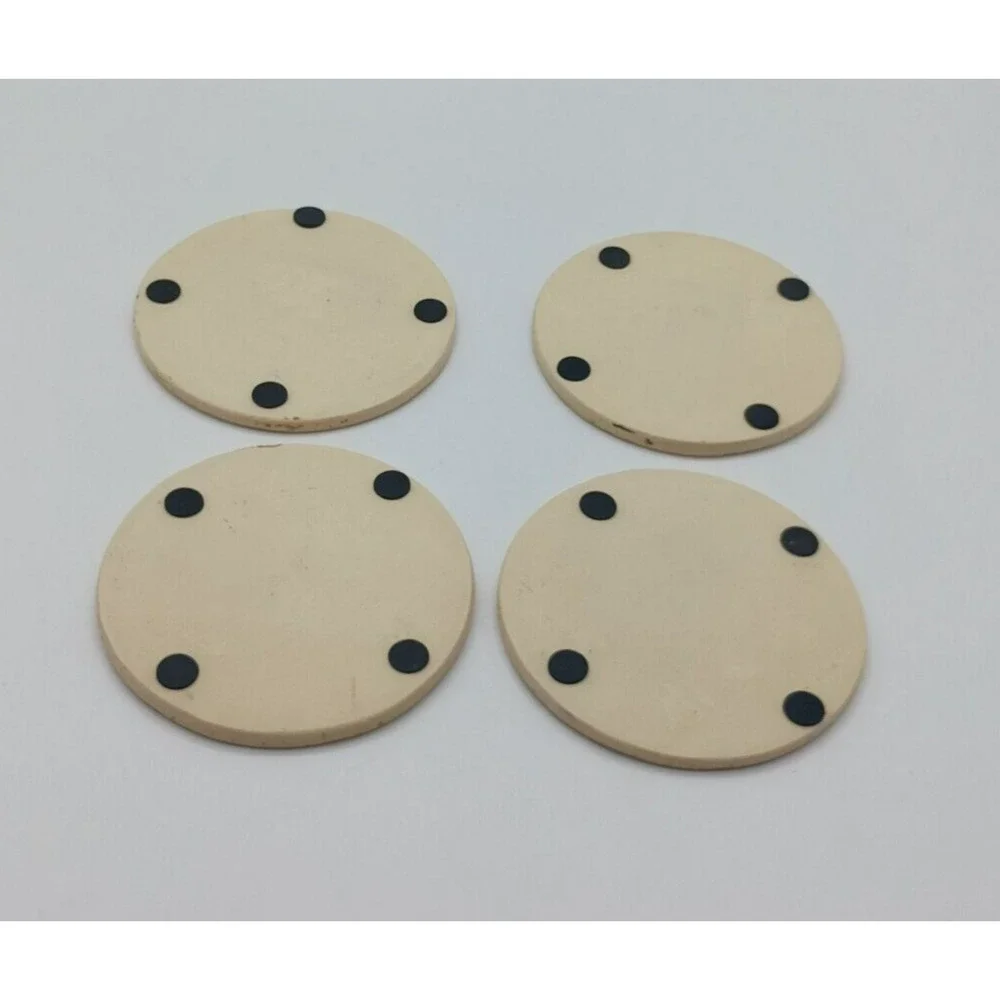 Set of 4 Chocolate Lab Labrador Duck Hunting Dog Coasters Round